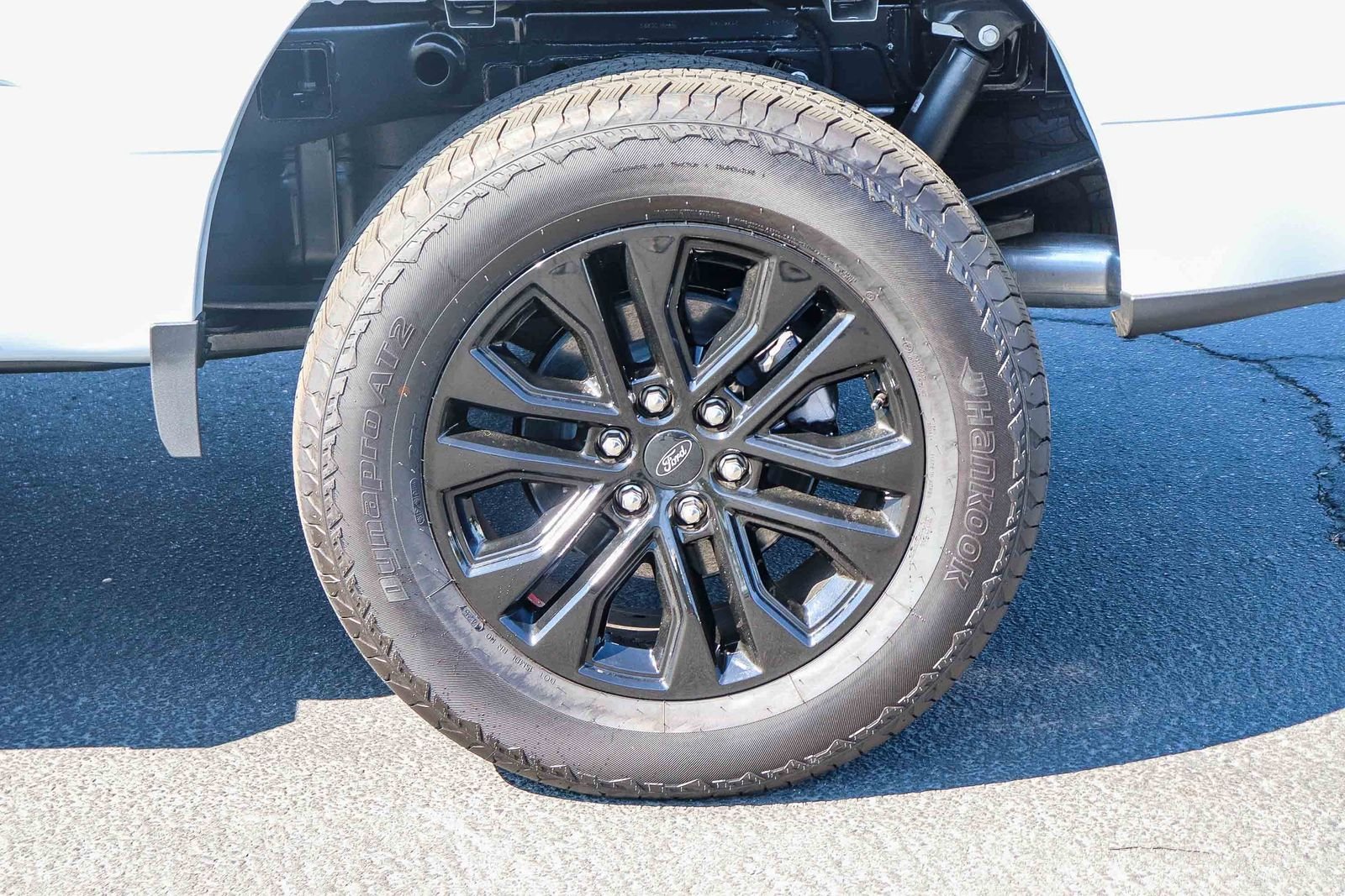 New 2026 Avalanche Ford Lariat® image 8