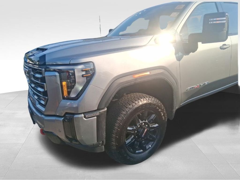 Used 2025 Silver GMC AT4 image 18