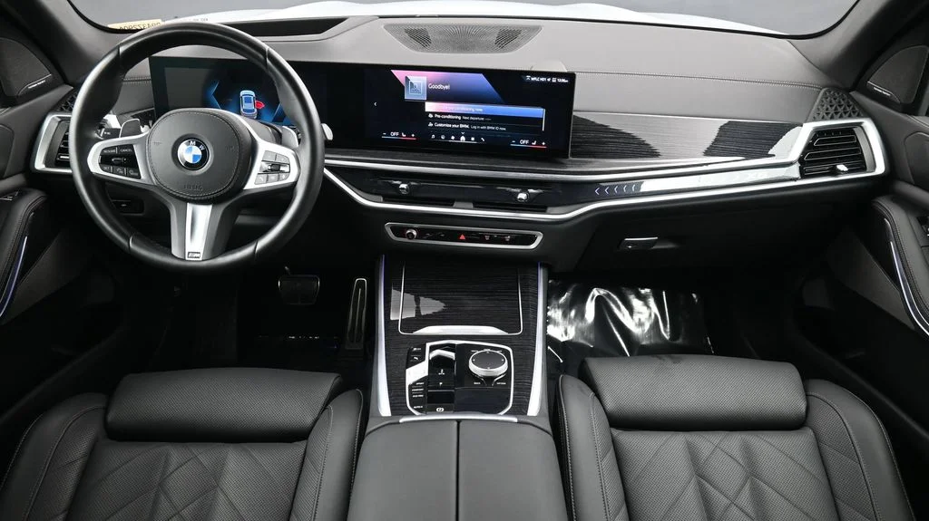 Certified Used 2025 Brooklyn Grey Metallic BMW sDrive40i image 4