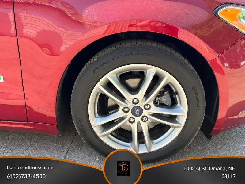 Used 2015 Red Ford Titanium Hybrid Sedan 4D image 9