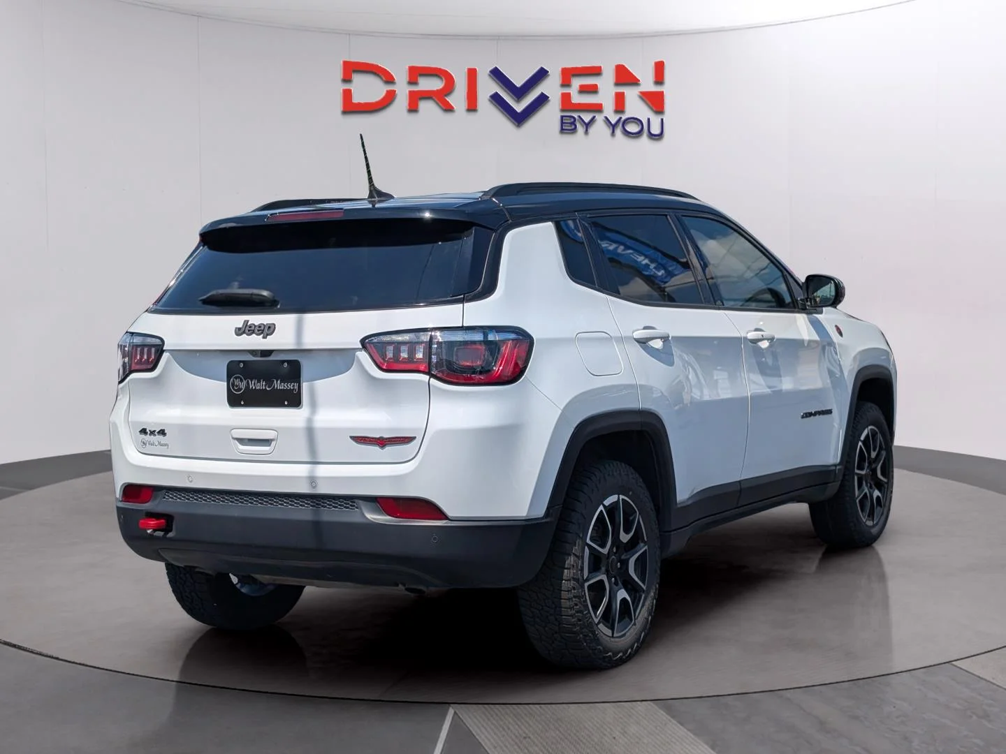 Used 2025 Bright White Clearcoat Jeep Trailhawk image 5
