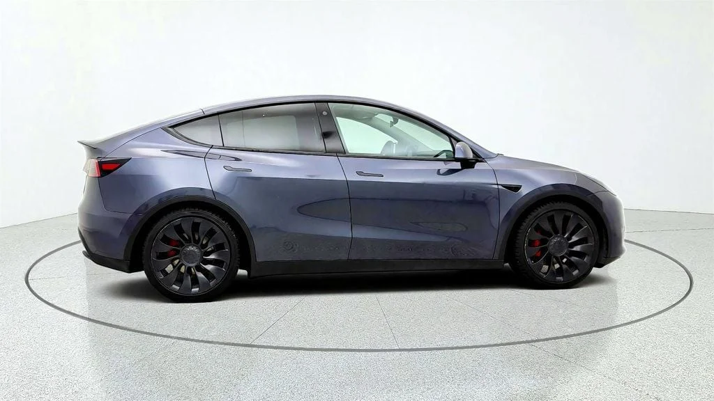 Used 2022 Midnight Silver Metallic Tesla Performance AWD image 4