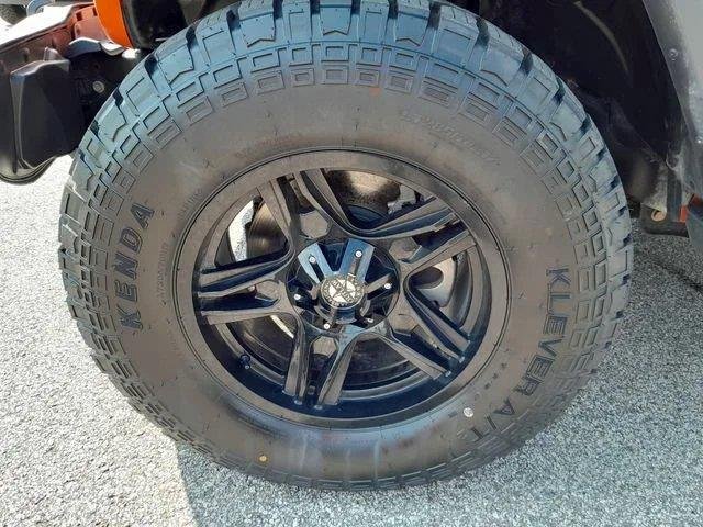 Used 2018  JEEP  image 9