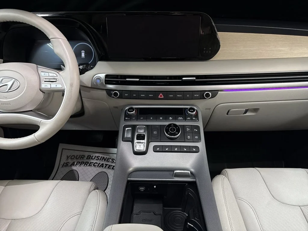 Used 2024 White Hyundai Limited image 27