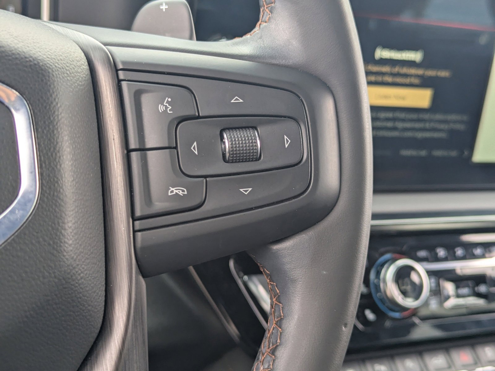 Used 2024 Onyx Black GMC AT4 image 27