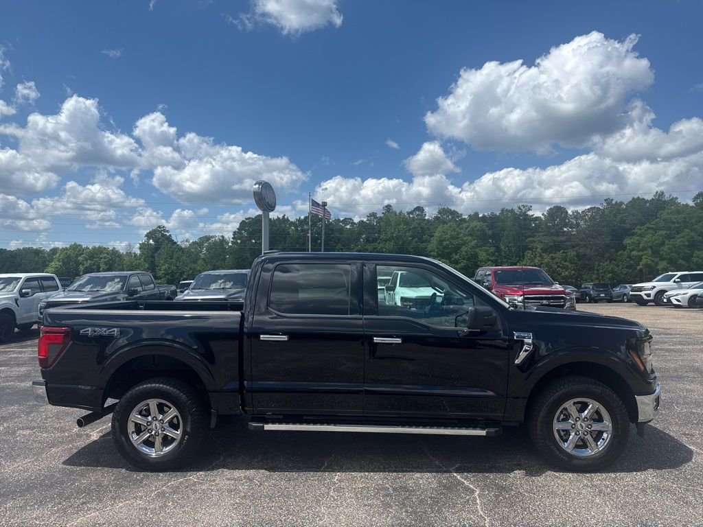Used 2025 Black Ford XLT image 21