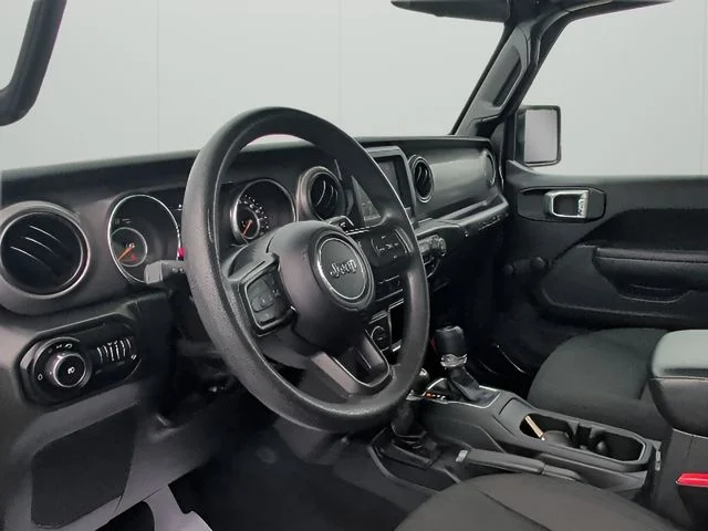 Used 2022 Gray Jeep Unlimited Sport image 13