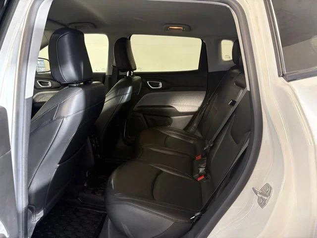 Certified Used 2022 White Jeep Latitude Lux image 20