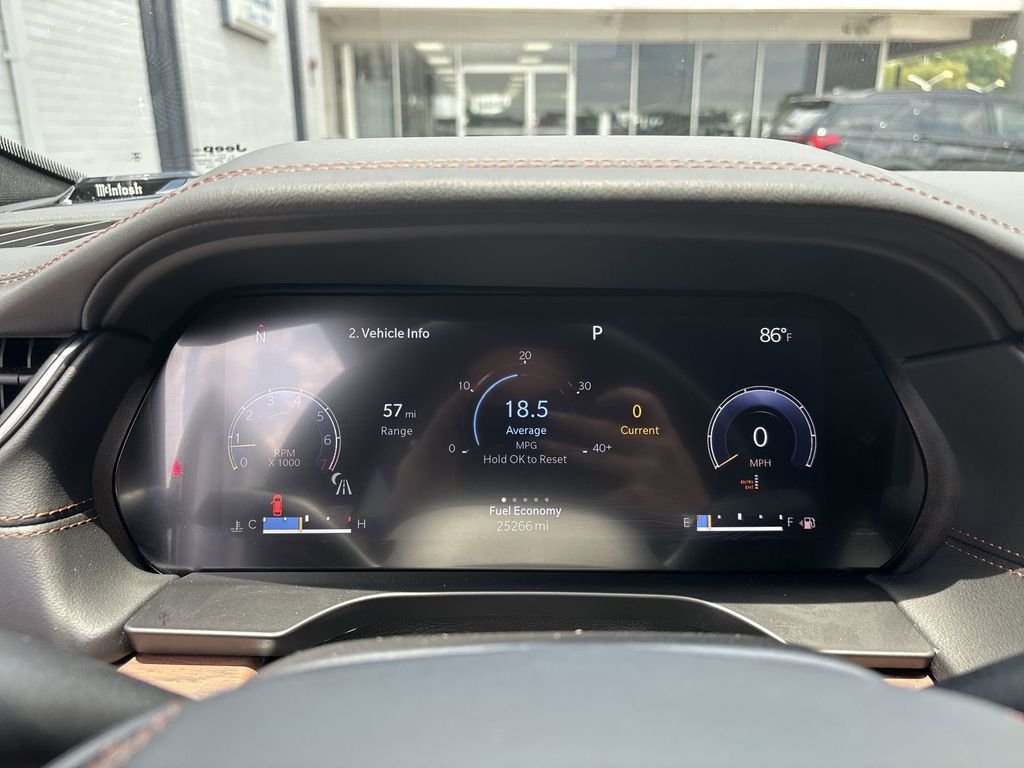 Used 2024 Gray Jeep Summit image 10