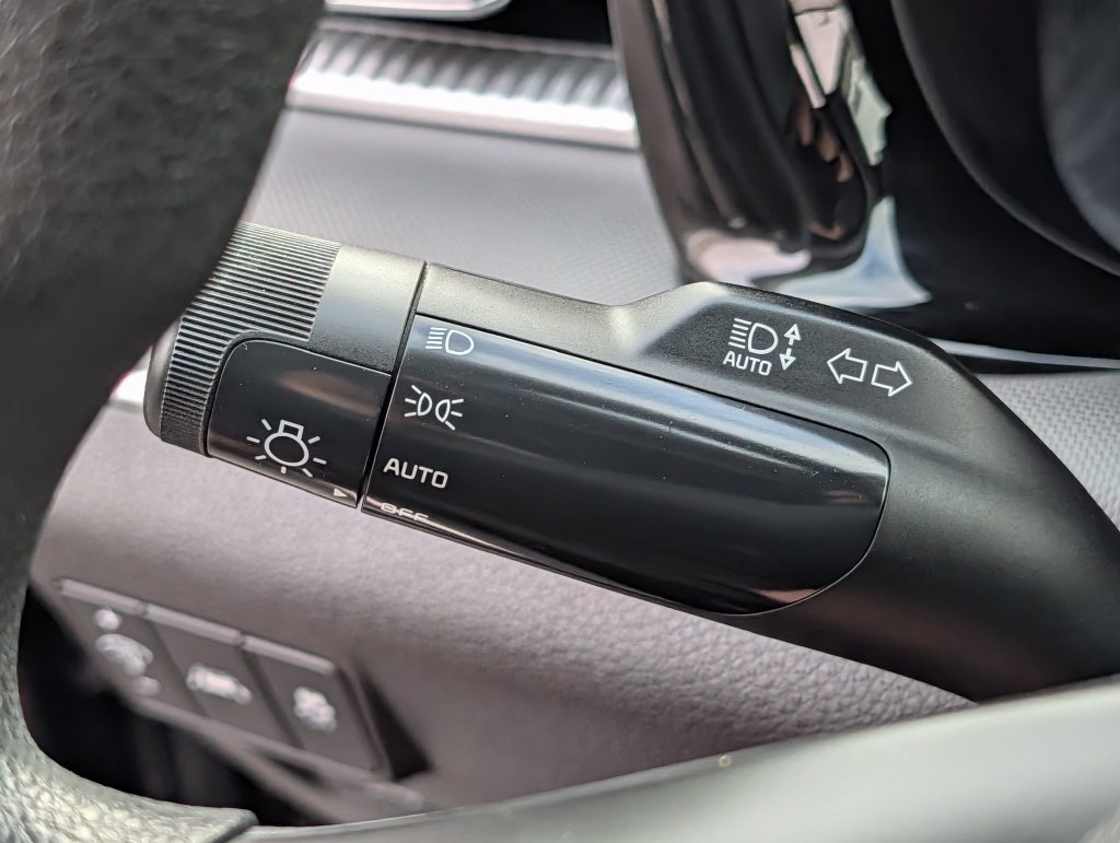 2021 Kia K5 LXS - Photo 28