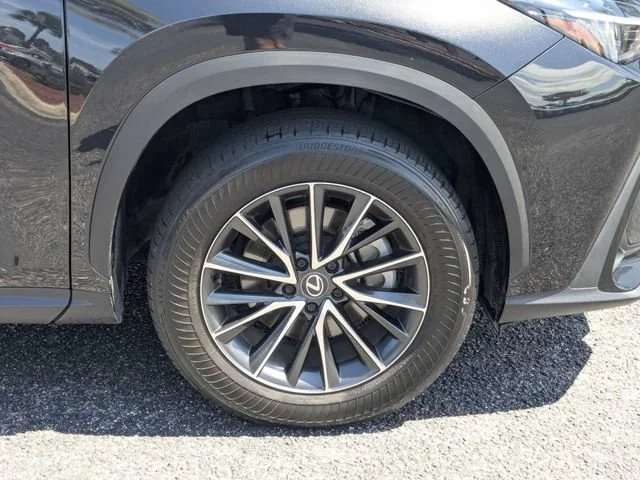 Used 2024 Black Lexus NX 250 Premium image 11