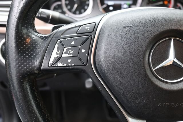 Used 2013  Mercedes-Benz E 350 image 3