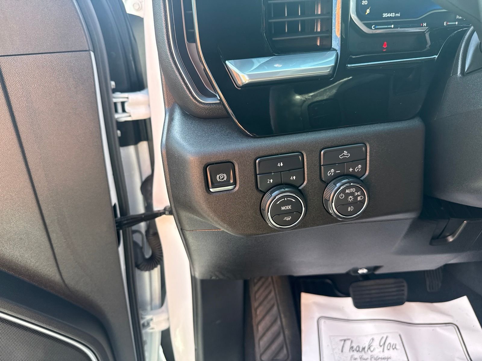 Used 2025 White Chevrolet LT image 14