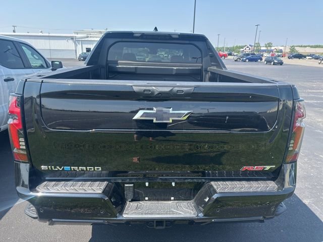 2025 Chevrolet Silverado EV RST - Photo 3