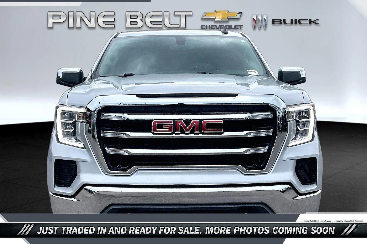 Used 2021 Silver GMC SLE image 3