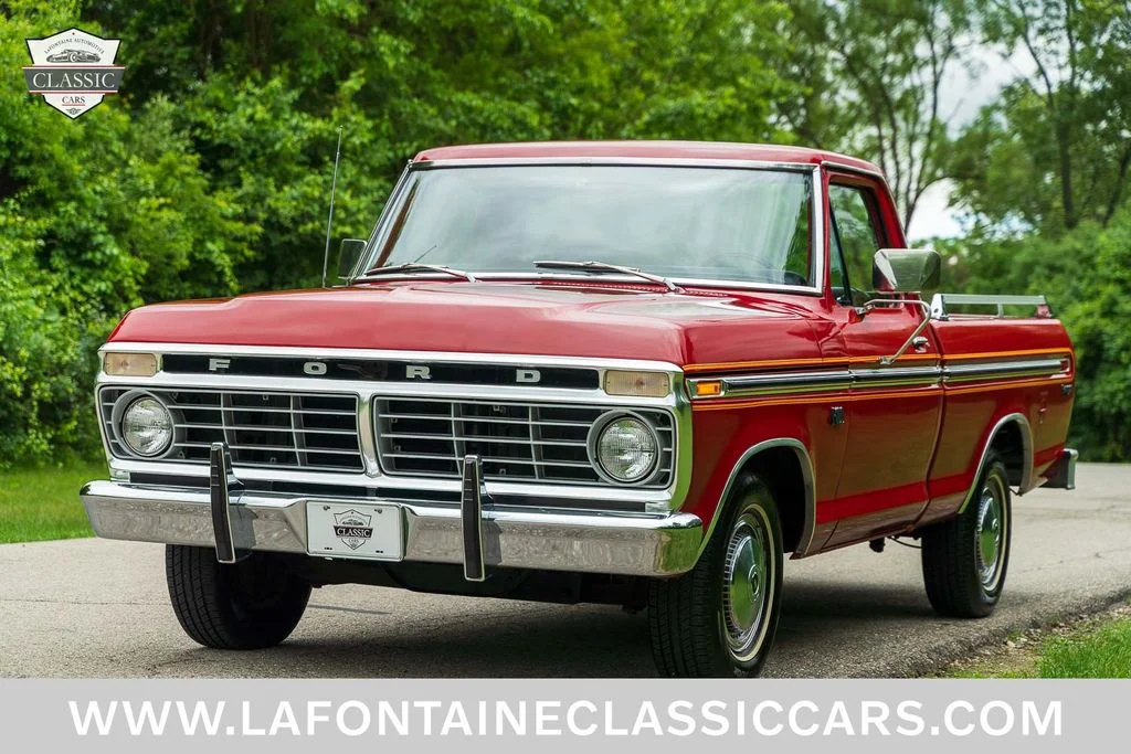 Used 1975 Red Ford  image 7