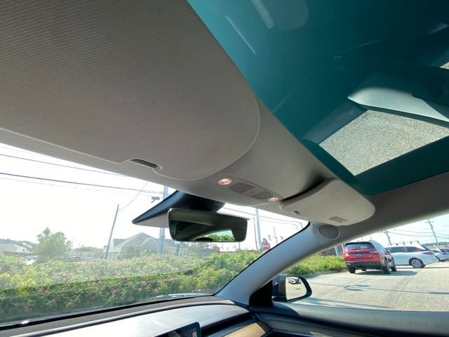 Used 2022  Tesla Long Range image 40