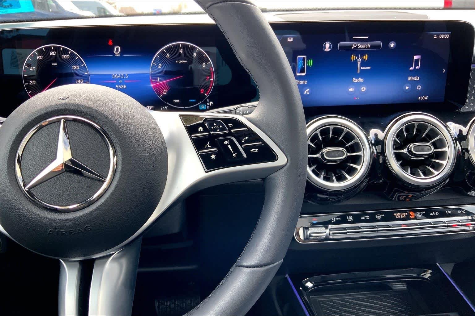 New 2026 Starling Blue Metallic Mercedes-Benz GLB 250 image 25