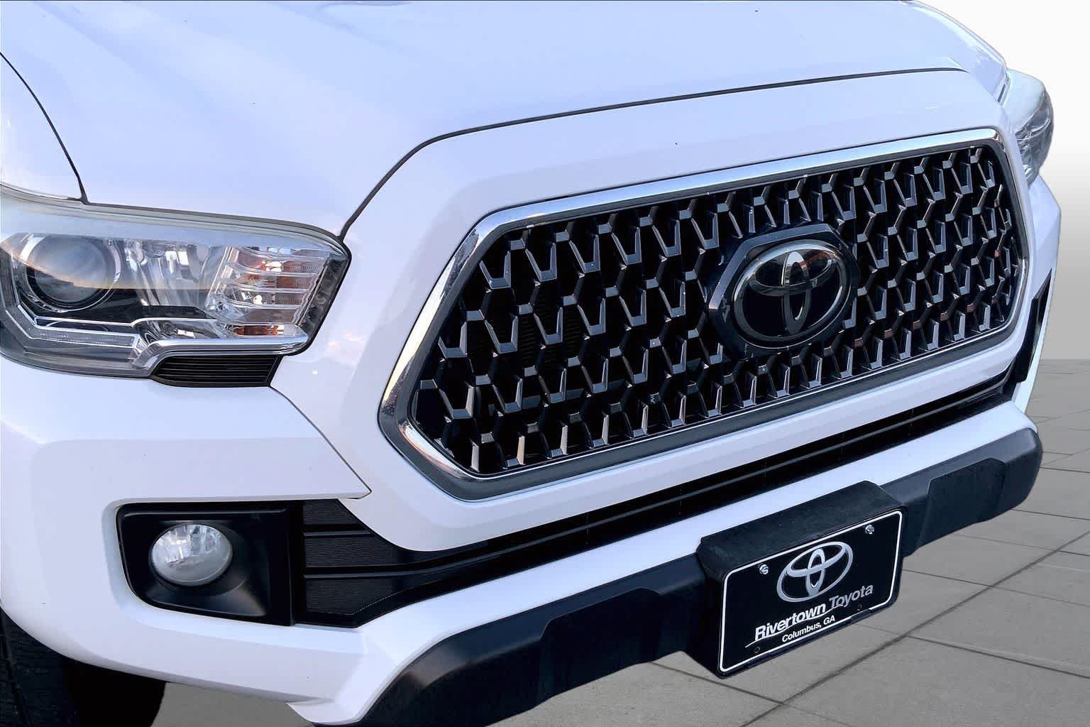 Certified Used 2019 Super White Toyota TRD Off Road image 29