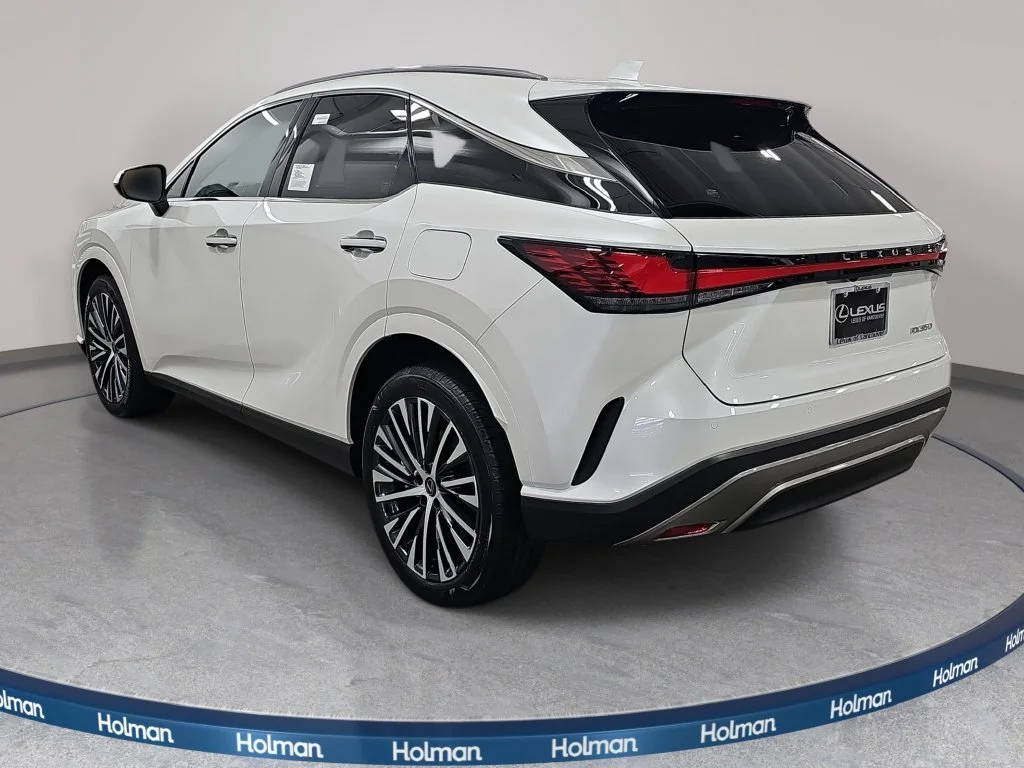 New 2026 Eminent White Pearl Lexus PREMIUM PLUS image 7