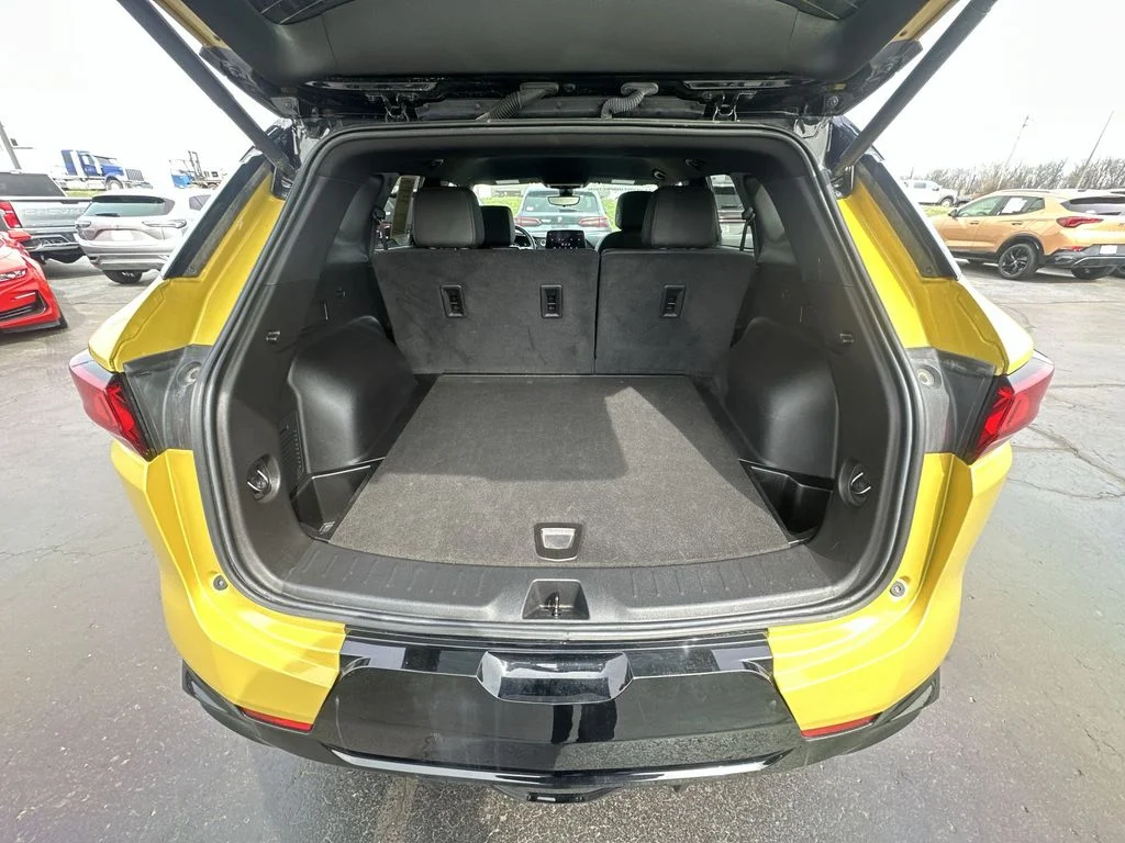 Used 2023 Yellow Chevrolet RS image 23