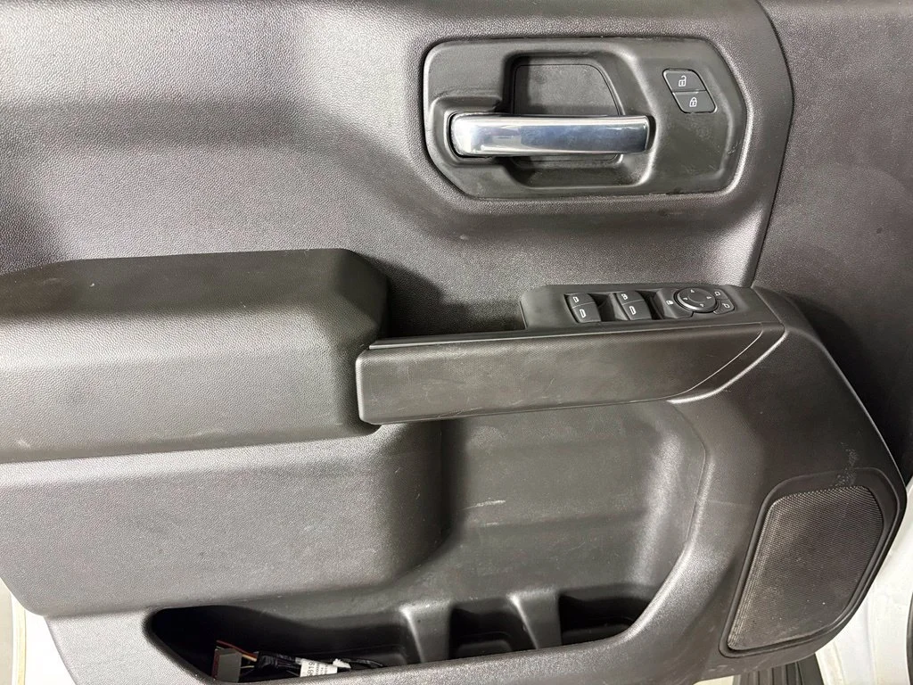 Used 2024 Summit White Chevrolet Custom image 24