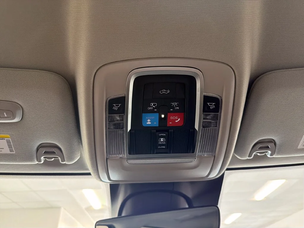 Used 2025 White Ram Laramie image 18