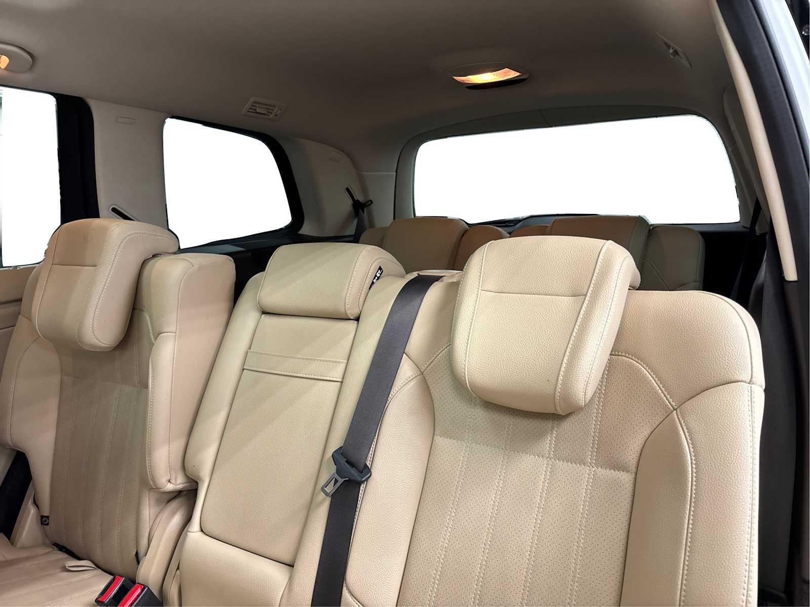 Used 2019 Polar White Mercedes-Benz GLS 450 image 26