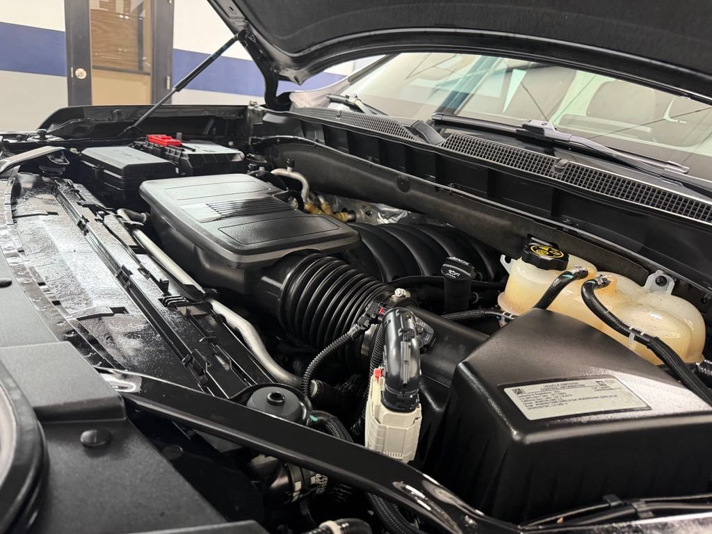 2021 Chevrolet Tahoe Z71 - Photo 11