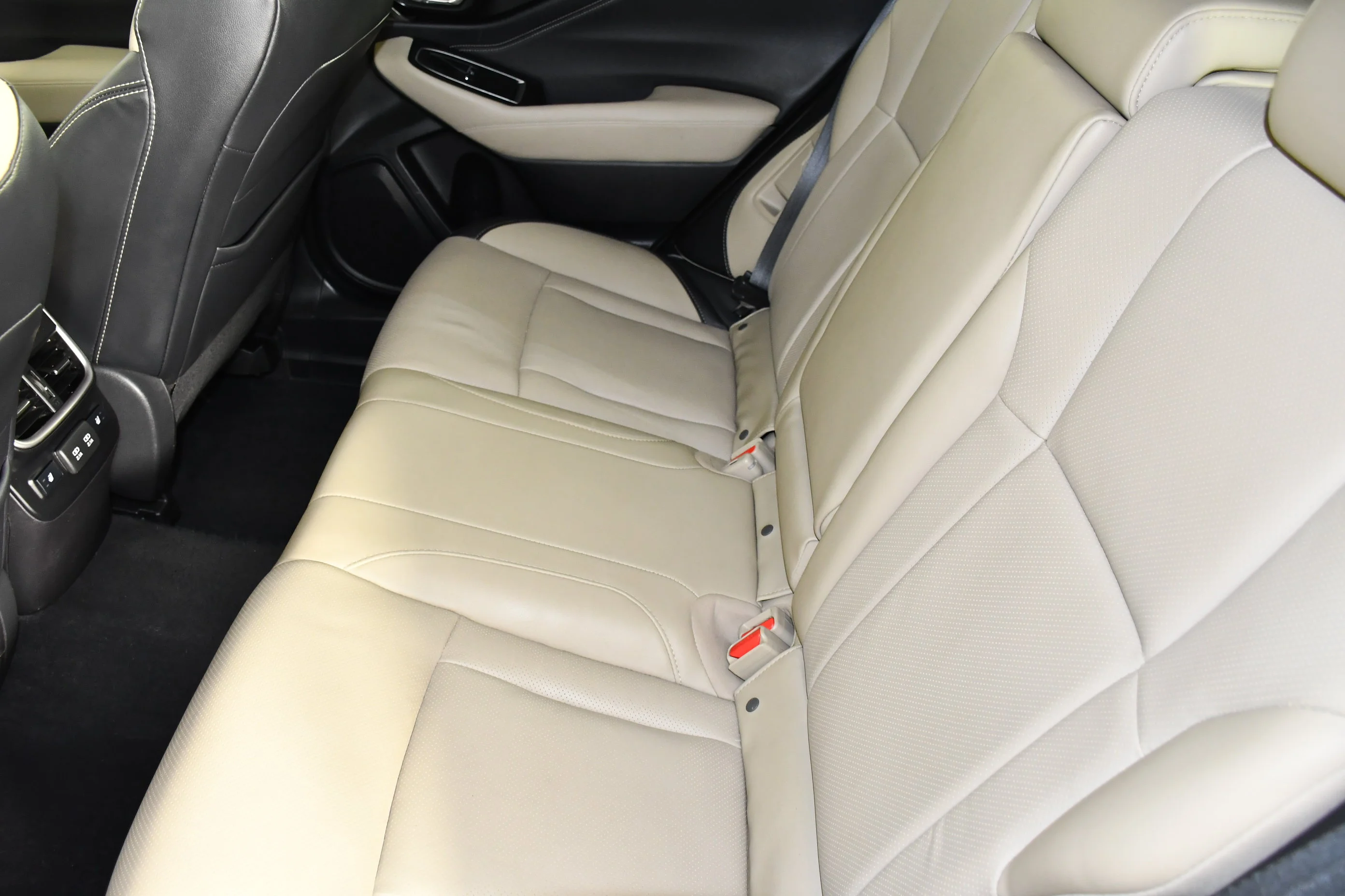 Used 2020 Tungsten Metallic Subaru Limited image 47