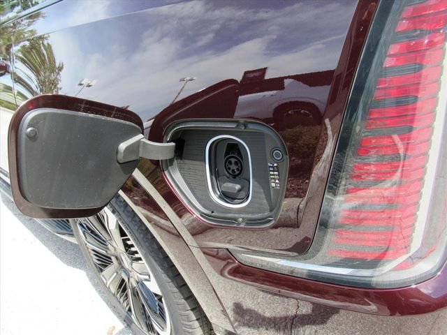 2026 Cadillac Escalade IQ Premium Sport - Photo 8