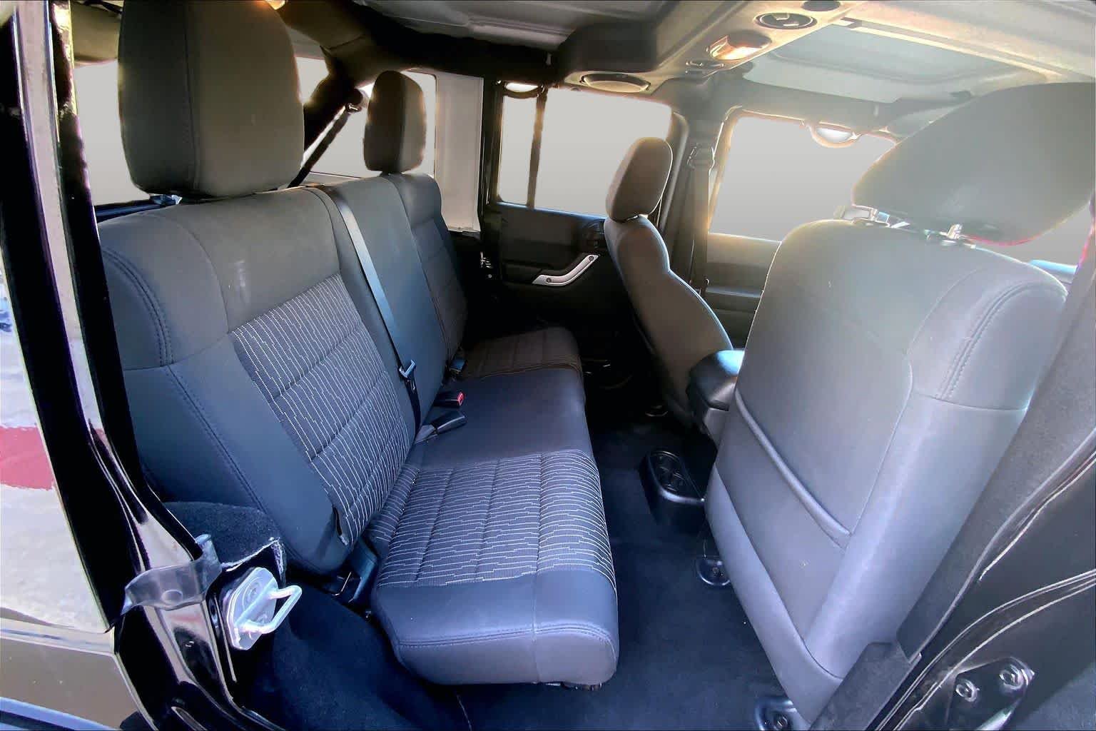 Used 2012 Black Jeep Sahara image 19