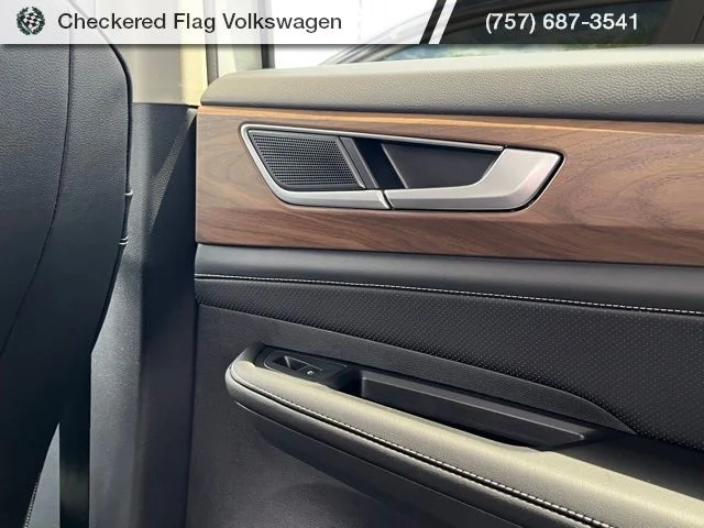 New 2026 White Volkswagen 2.0T SE image 24