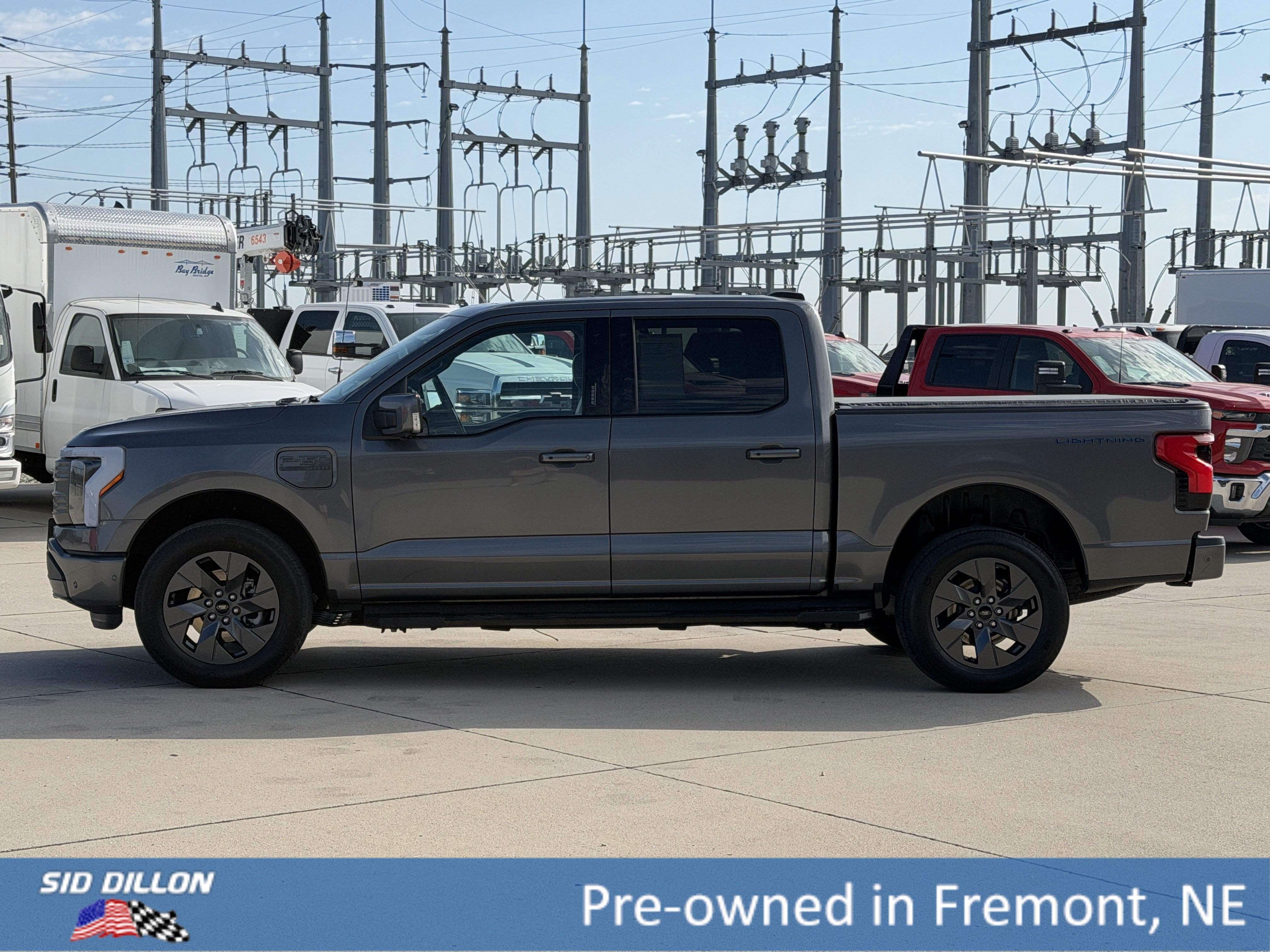 Used 2023 Gray Ford LARIAT image 8