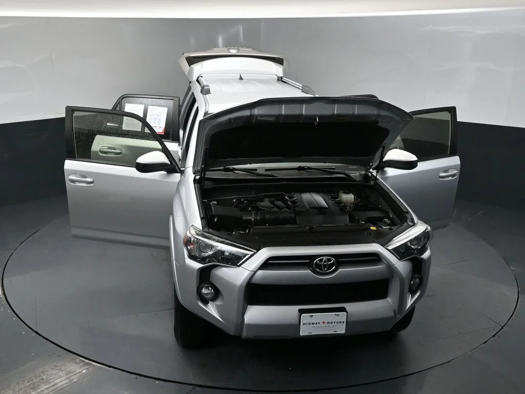 Used 2020 Silver Toyota SR5 image 42