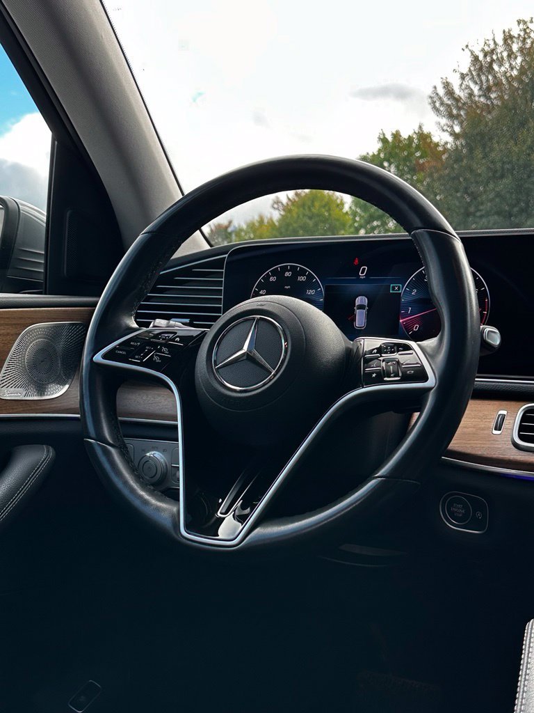 Certified Used 2025 Black Mercedes-Benz GLE 350 image 14