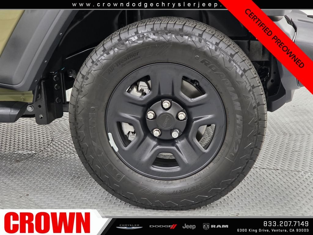 Certified Used 2025  Jeep Sport image 9