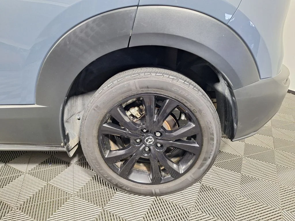 Used 2025 Gray Metallic Mazda 2.5 S Carbon Edition image 24