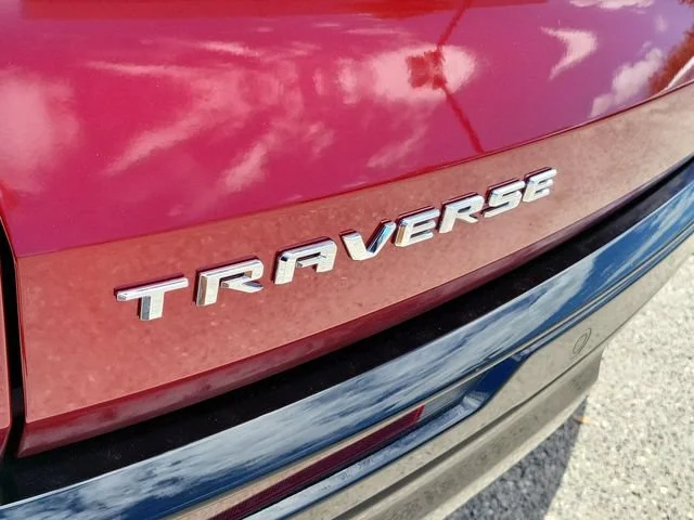 2025 Chevrolet Traverse High Country - Photo 8
