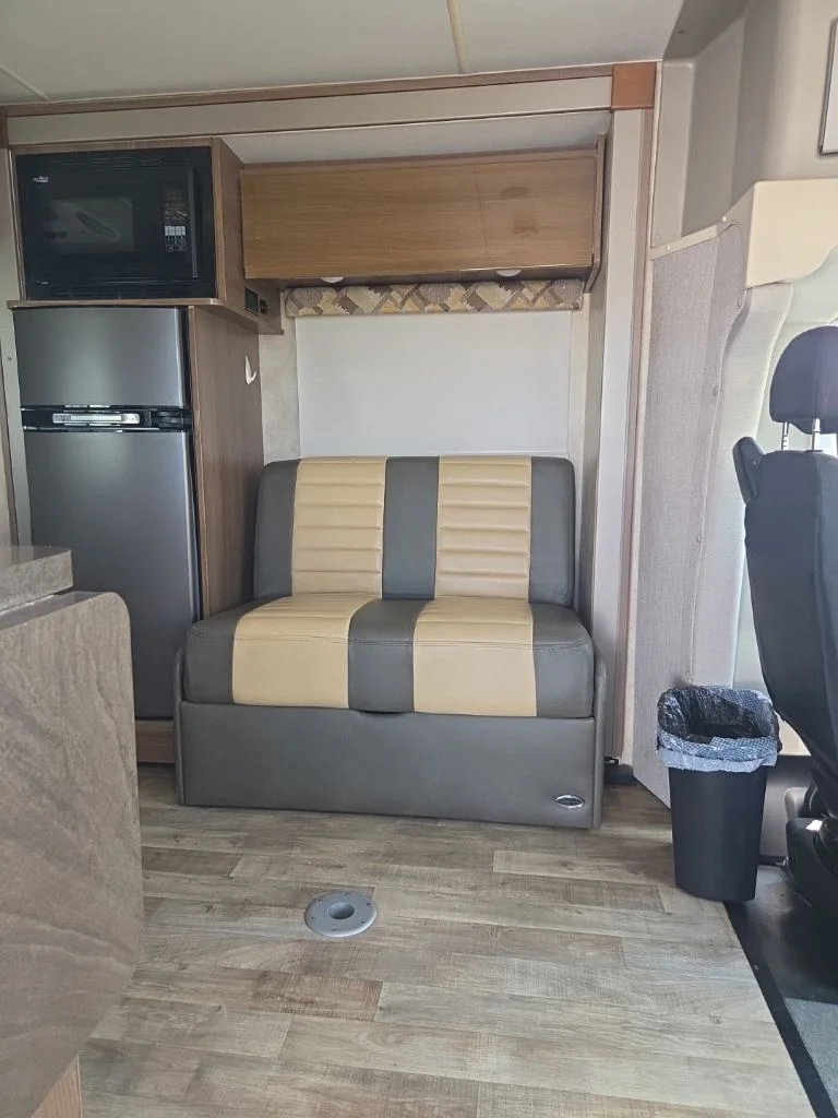 Used 2016 Silver Ram Winnebago image 42
