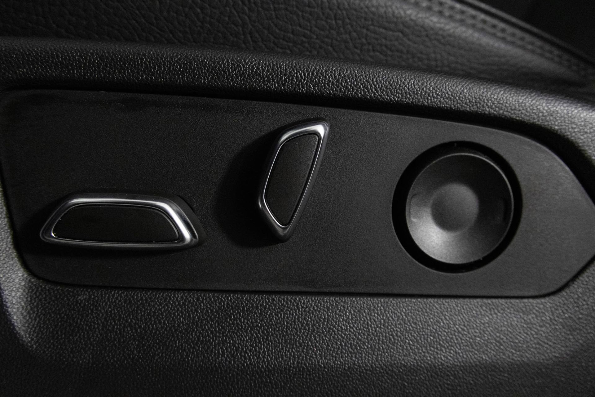 2022 GMC SIERRA - Image 16