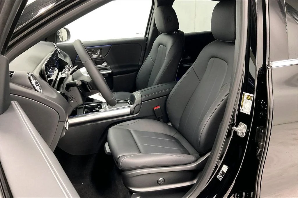 New 2026 Night Black Mercedes-Benz GLA 250 image 21