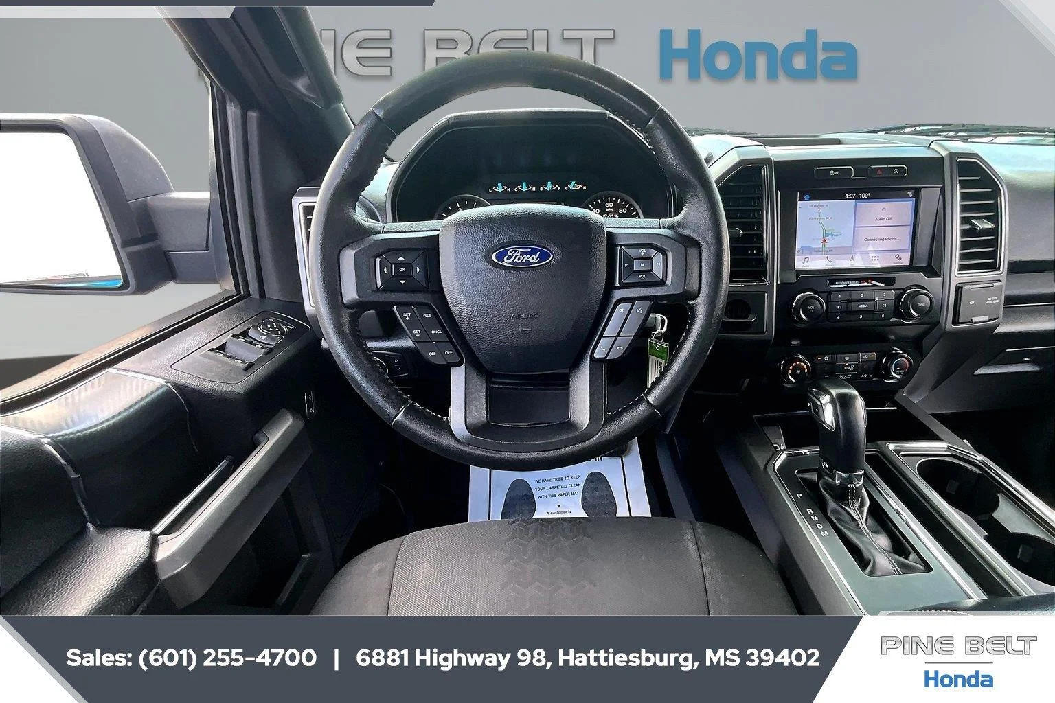 Used 2019 Velocity Blue Ford XLT image 5