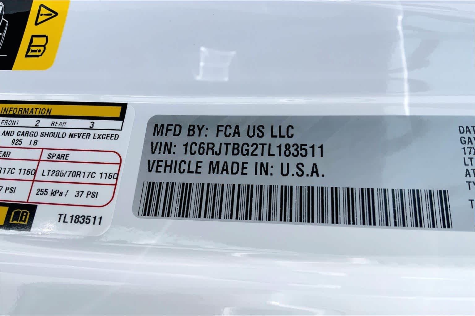 New 2026 Bright White Clearcoat Jeep Rubicon X image 18