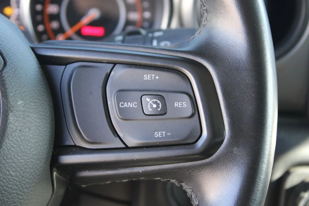 Used 2022 Black Jeep Unlimited High Tide image 22