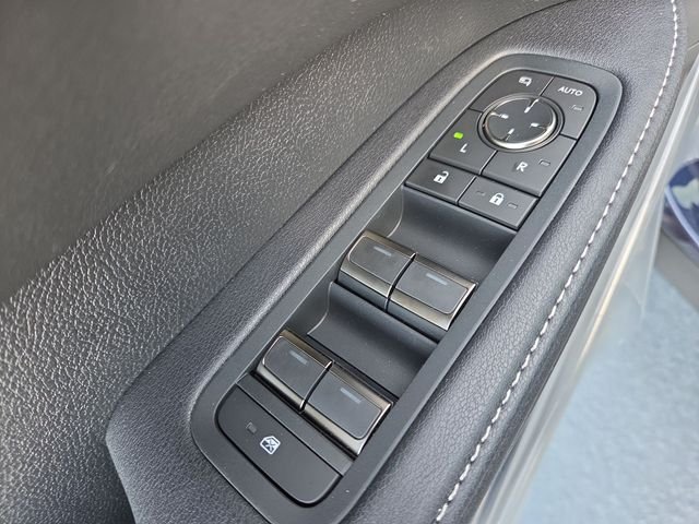 Used 2026  Lexus 350 image 13