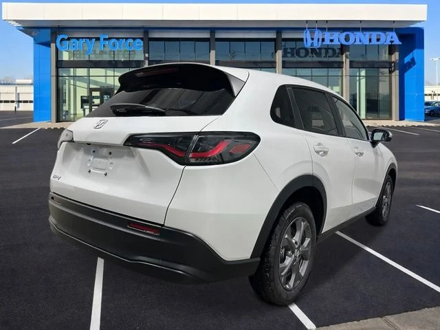 New 2027 Platinum White Pearl Honda LX image 5