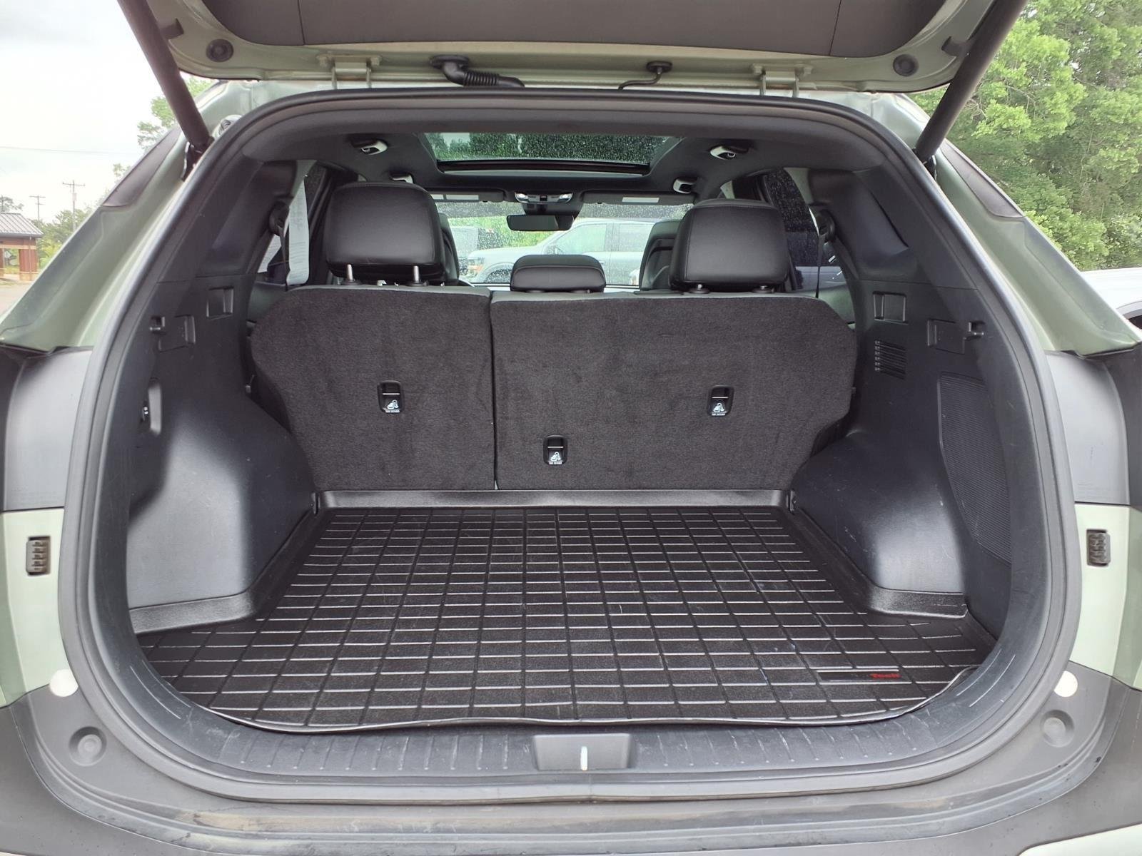 Used 2024 Jungle Green/Ebony Black Roof Kia X-Pro Prestige image 33