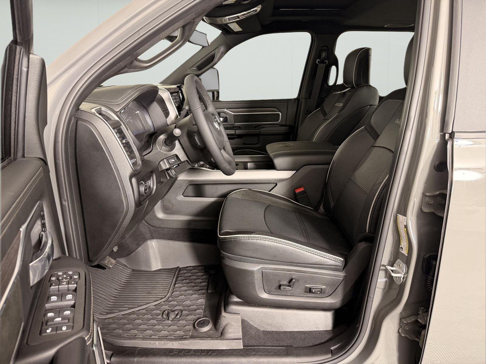 New 2026 Ceramic Gray Clear-Coat Exterior Paint RAM Laramie image 14