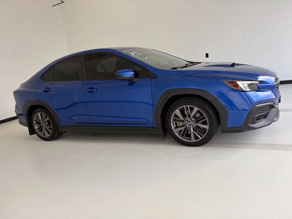 Used 2022 Blue Subaru Base image 1